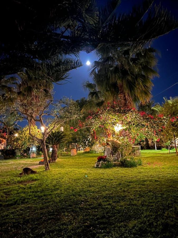 La Capanna Di Giuseppe E Maria Bed & Breakfast Taormina Exterior photo
