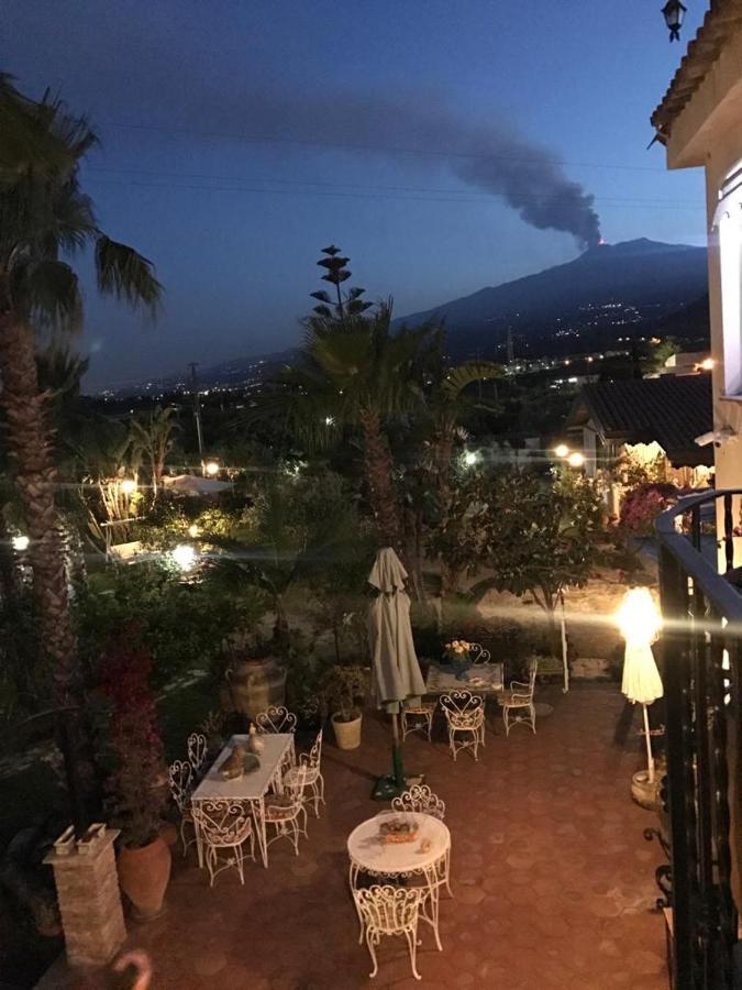 La Capanna Di Giuseppe E Maria Bed & Breakfast Taormina Exterior photo
